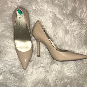 GUESS NUDE POINTED HEELS *FINAL MARKDOWN”